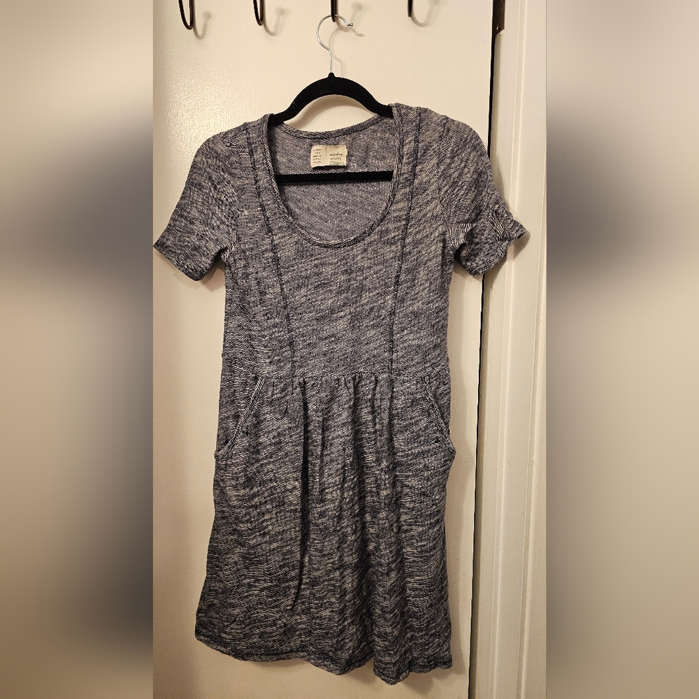 Gray Short Sleeve Dress with Pockets